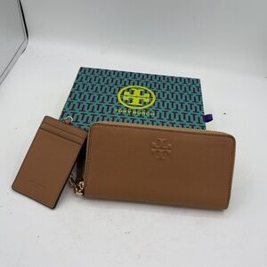 Tory Burch Large Thea Zip Continental Wallet and ID Holder Case In Brown